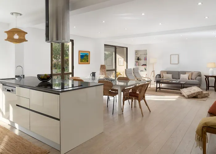 Baia Ii By An Island Apartment